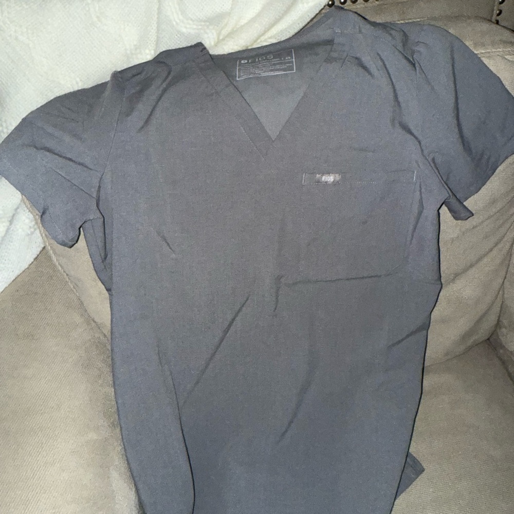 Figs Dark Space Grey XS Top